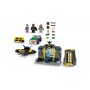 LEGO® 76272 DC Batman: Batmanova jeskyně a Batman™, Batgirl™ a Joker™