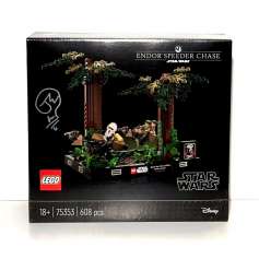 LEGO® 75353 STAR WARS® Honička spídrů na planetě Endor™ – diorama - podpis designéra