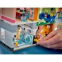 LEGO® 42670 FRIENDS Apartmány a obchody v městečku Heartlake