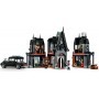 LEGO® 76786 WEDNESDAY Morticia a její chata